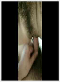 漂亮长相文静少妇主播居家啪啪内射